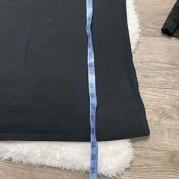 Torrid Womens Top Size Medium Black Long Sleeve Lace Keyhole Tshirt - Picture 7 of 8